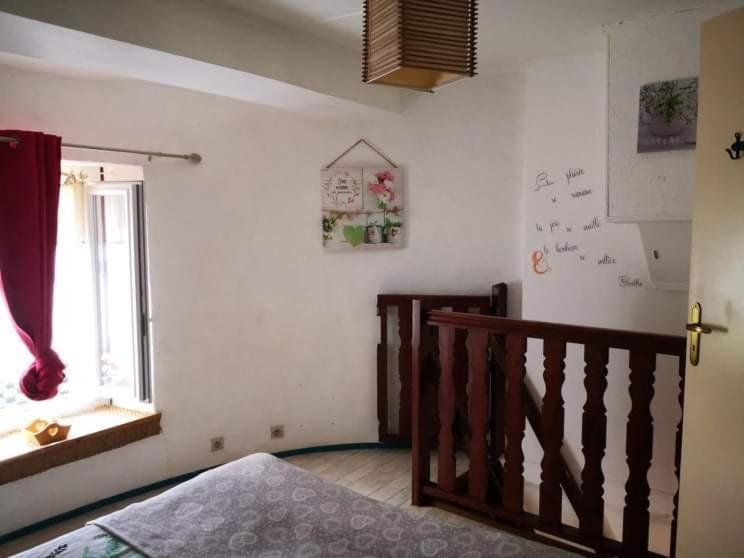 Hotel O Fil De L'O Marseillette Bagian luar foto