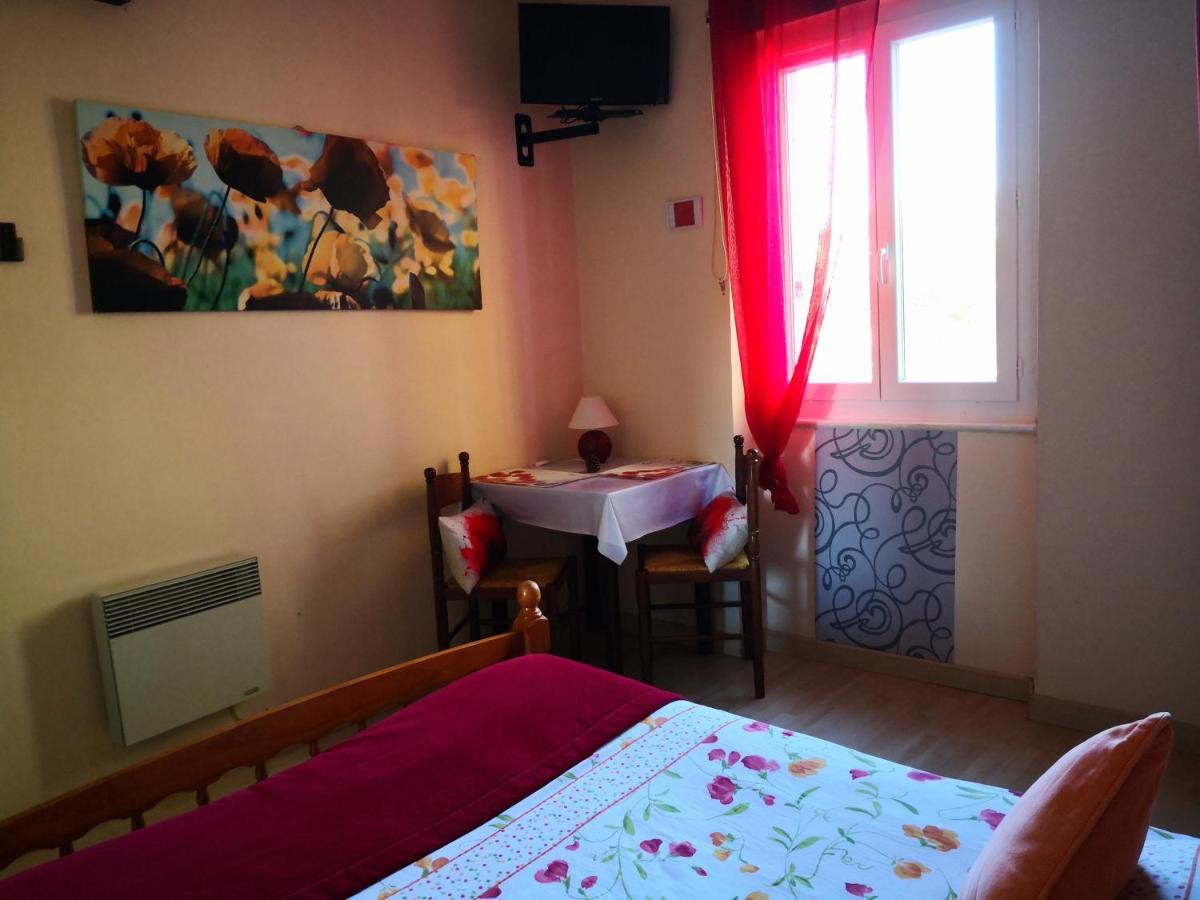 Hotel O Fil De L'O Marseillette Bagian luar foto
