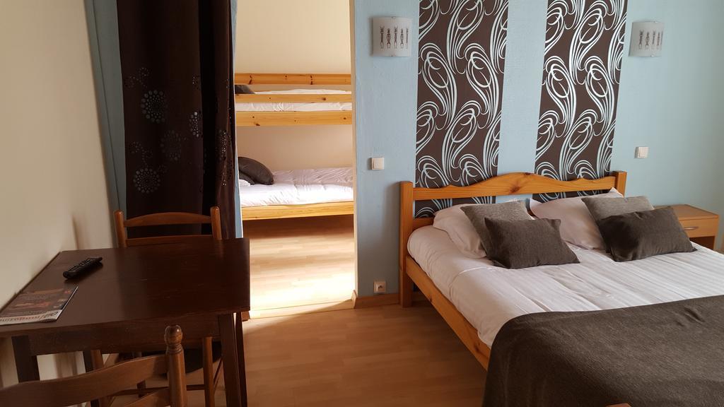 Hotel O Fil De L'O Marseillette Bagian luar foto