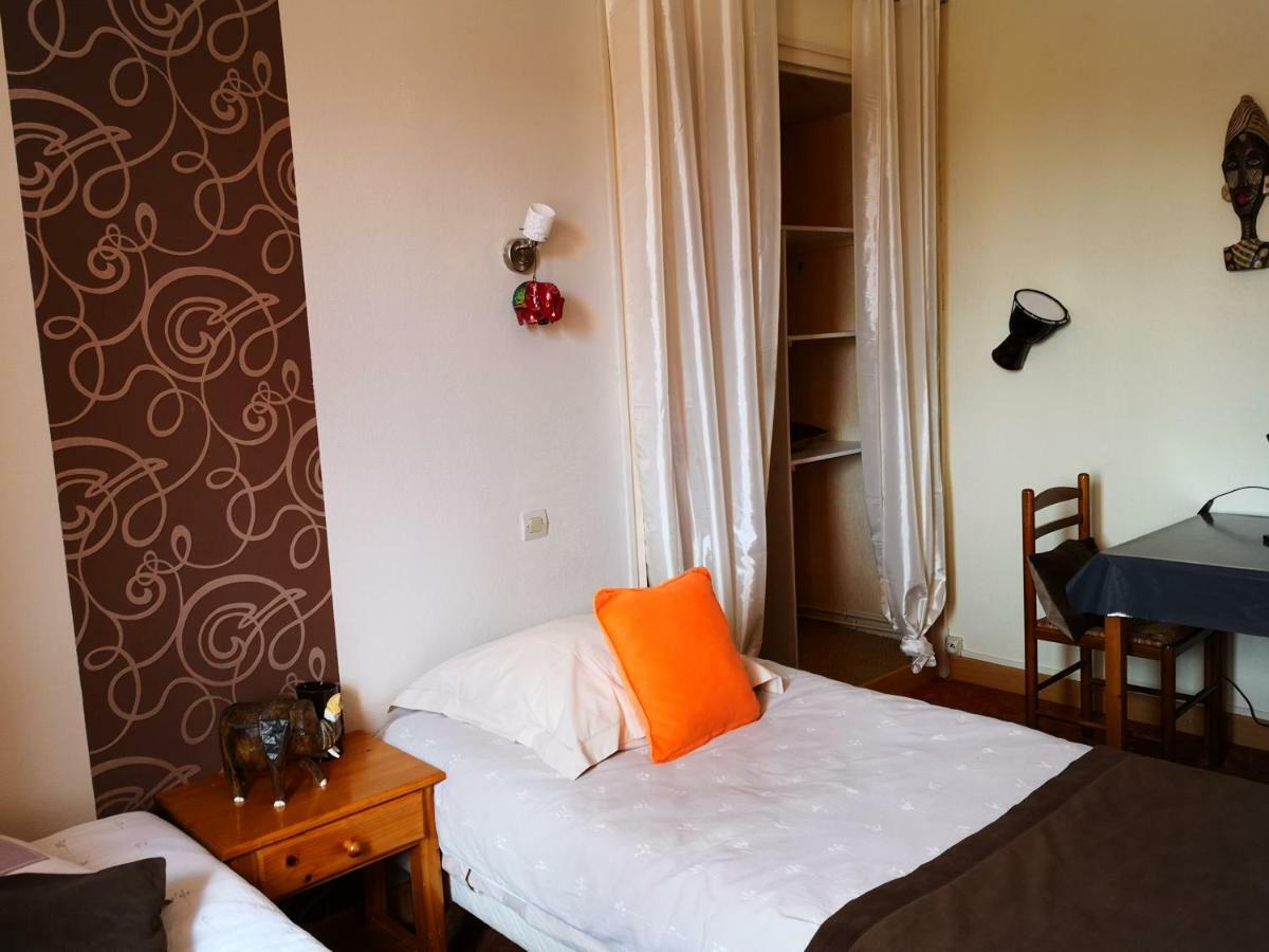 Hotel O Fil De L'O Marseillette Bagian luar foto